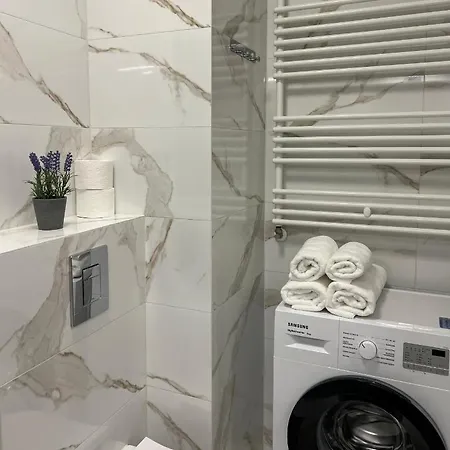 Lux Home3 Modern Space Apartment *